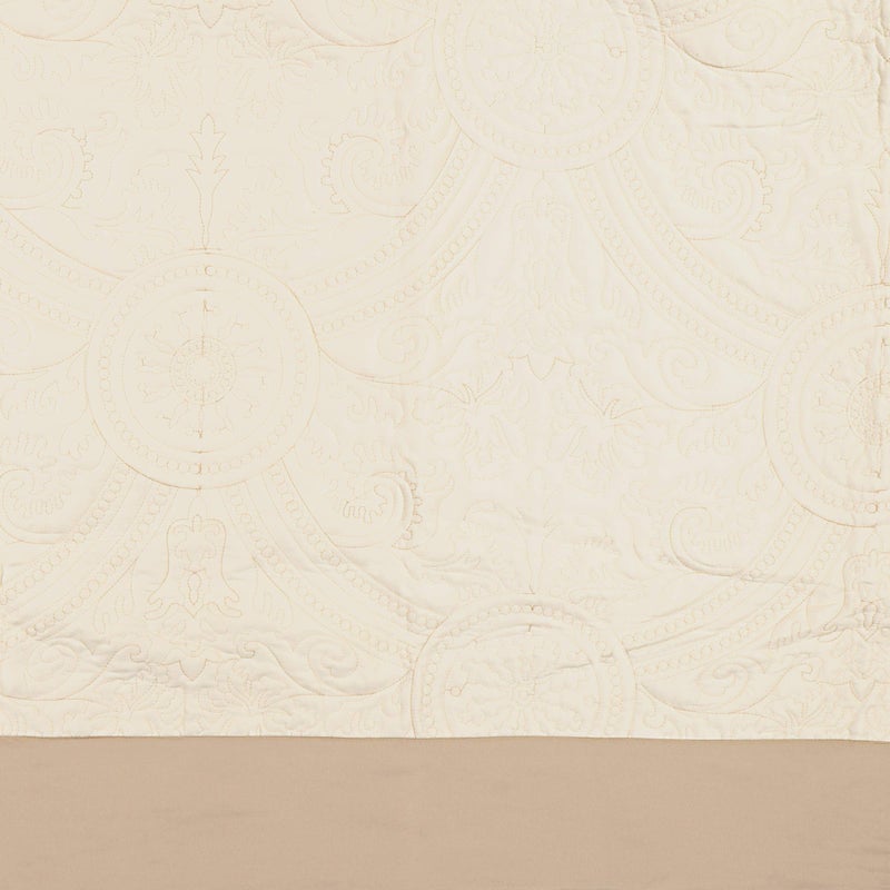 VUE Bensonhurst Modern Farmhouse Medallion Bed Spread, King/Calking, Ivory - Image 3